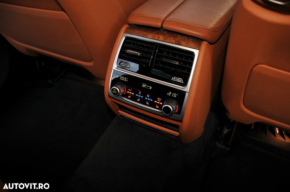 BMW Seria 7 740Ld xDrive - 30