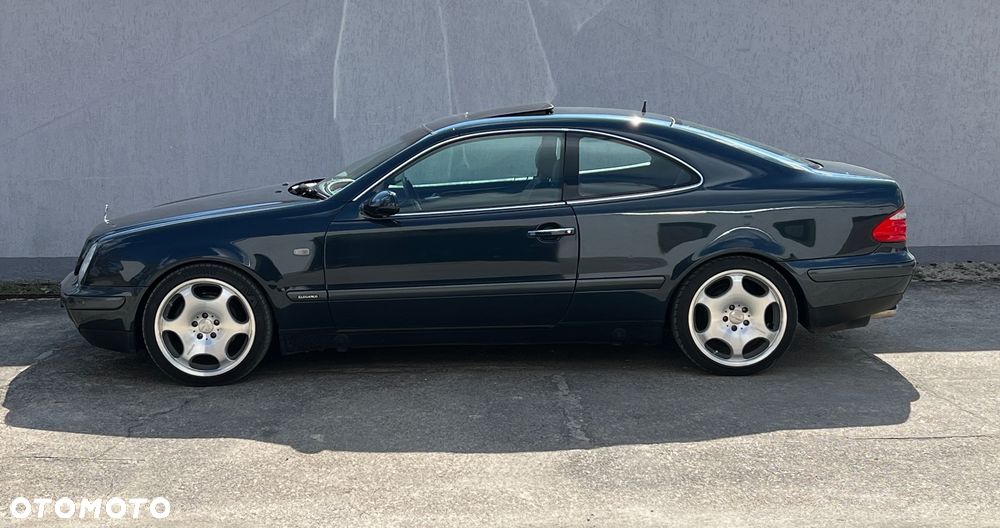 Mercedes-Benz CLK - 10