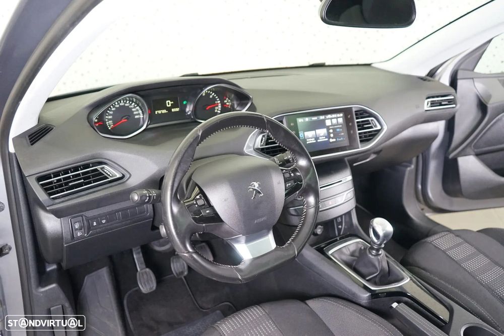 Peugeot 308 SW 1.6 BlueHDi Allure - 15