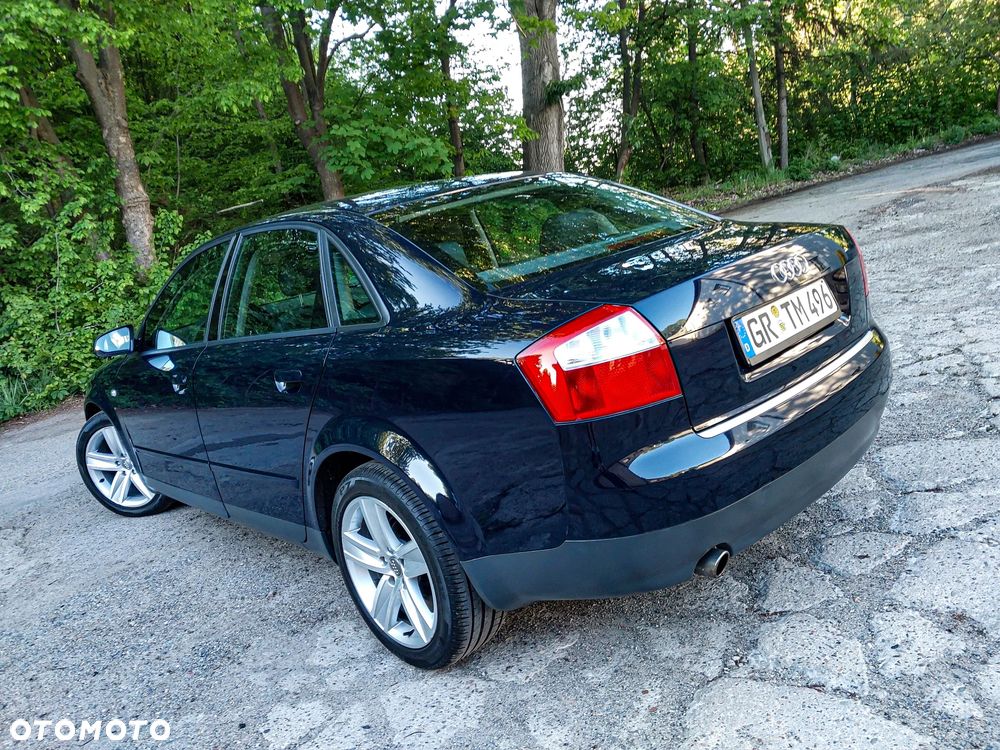 Audi A4 Limousine 2 - 12