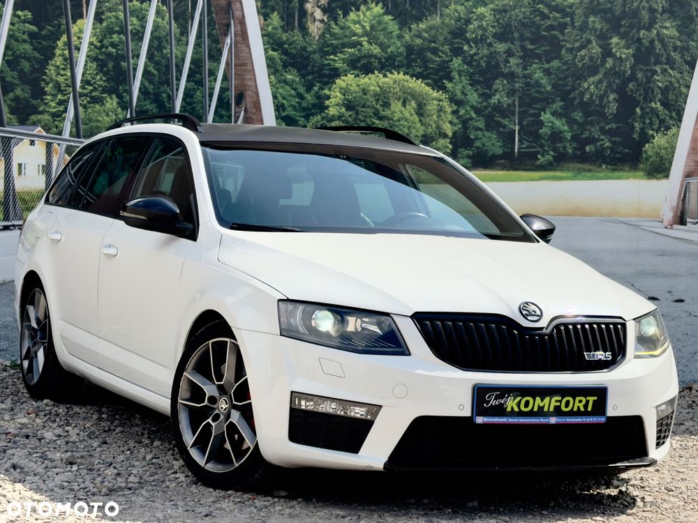 Skoda Octavia 2.0 TDI DSG RS - 2
