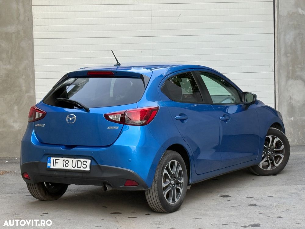Mazda 2 - 4