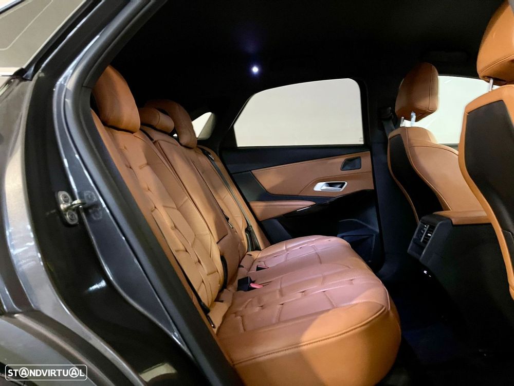 DS DS7 Crossback - 17