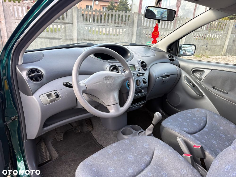 Toyota Yaris 1.0 Base - 20