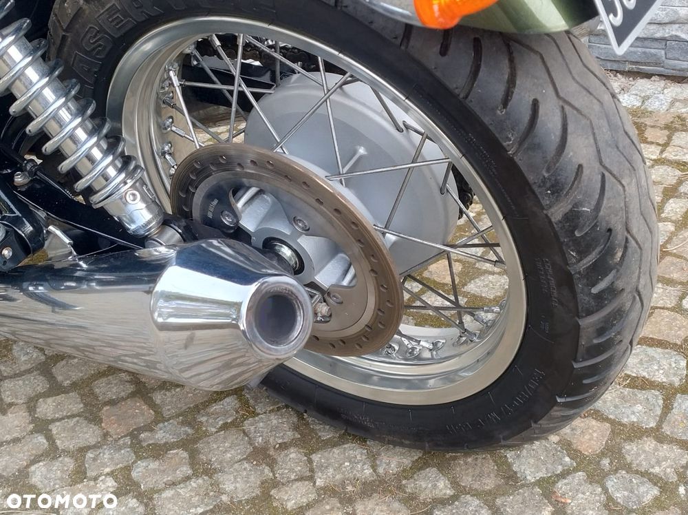 Triumph Thruxton - 32