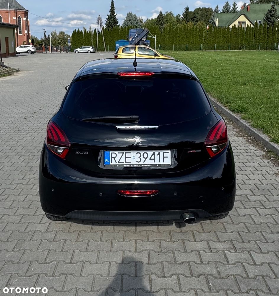 Peugeot 208 PureTech 110 Stop & Start Allure - 10