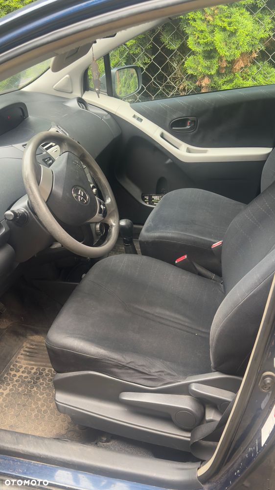 Toyota Yaris 1.4 D-4D Luna A/C - 3
