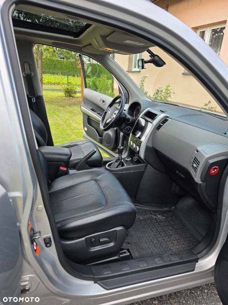 Nissan X-Trail 2.0 dCi LE - 10