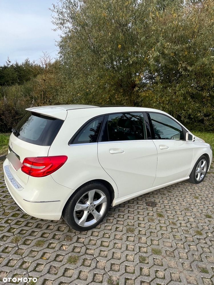 Mercedes-Benz Klasa B 250 - 2