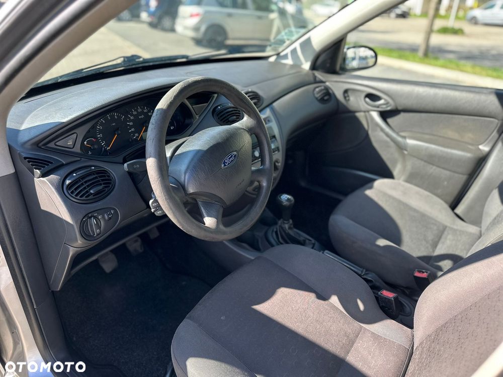 Ford Focus - 9