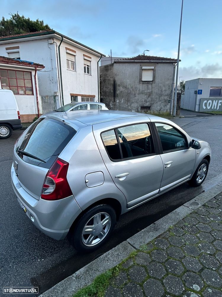 Dacia Sandero 1.2 16V Comfort - 3
