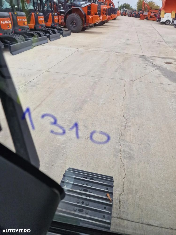 Hitachi ZX85-6, 2022, 2.582h, Masa Operationala 8,65t, CUPLA RAPIDA HIDRAULICA+3 CUPE NOI, SENILE NOI, Inst picon, camera spate, ad sapare 5m, ridica 4,5t, LAMA NIVELARE, Sistem antifurt, 58CP, Leasing 4 ani cu rata lunara 1300Eur/6500 lei,PROMOTIE 58.900eur - 29