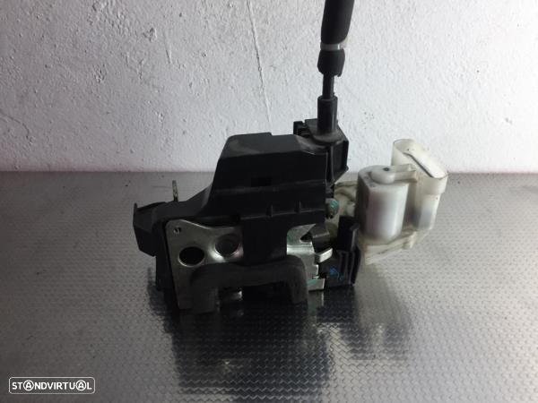 Fecho Porta Frente Esq Fiat Doblo Veículo Multiuso (119_, 223_) - 6