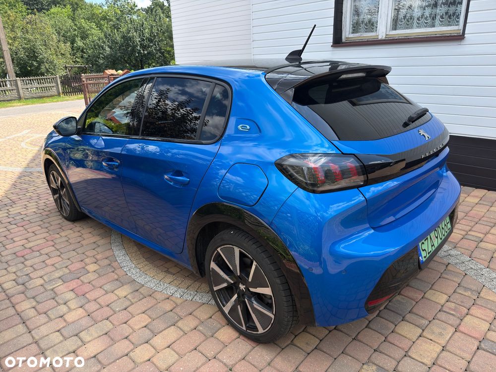 Peugeot 208 GT Line - 4