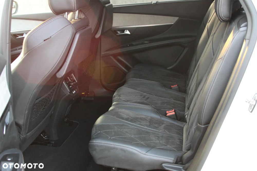 Peugeot 5008 2.0 BlueHDI GT S&S EAT8 - 17