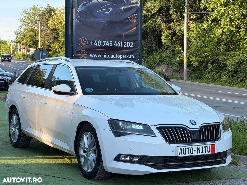 Skoda Superb 2.0 TDI DSG Premium Edition - 1