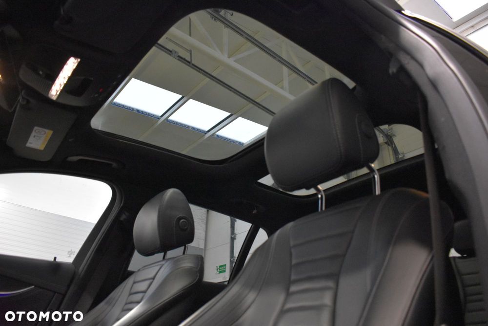 Mercedes-Benz Klasa E 300 de 9G-TRONIC AMG Line - 24