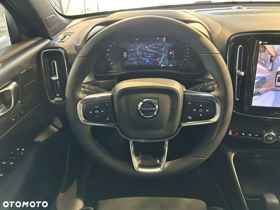 Volvo XC 40 B3 Ultra Dark - 8