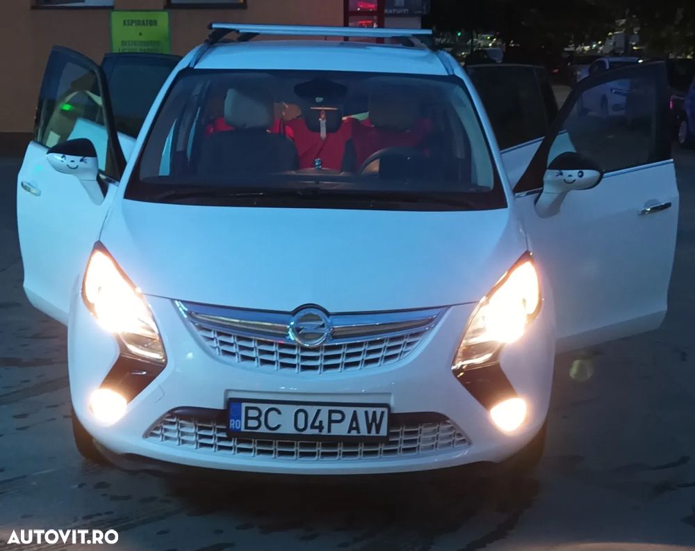 Opel Zafira Tourer 2.0 CDTI ECOTEC Cosmo - 14