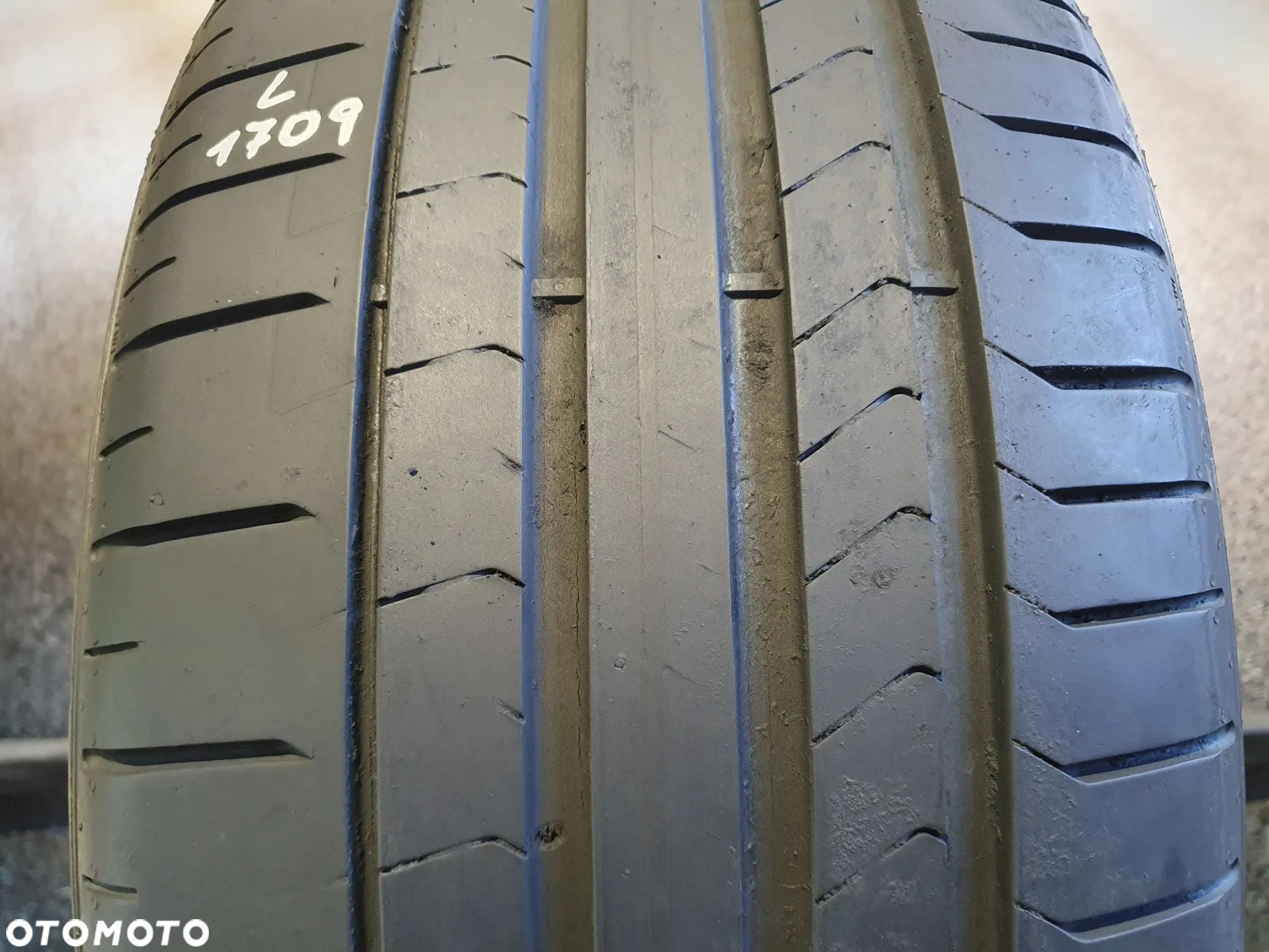 Opona pojedyncza Pirelli P Zero  245/35/19 - 2