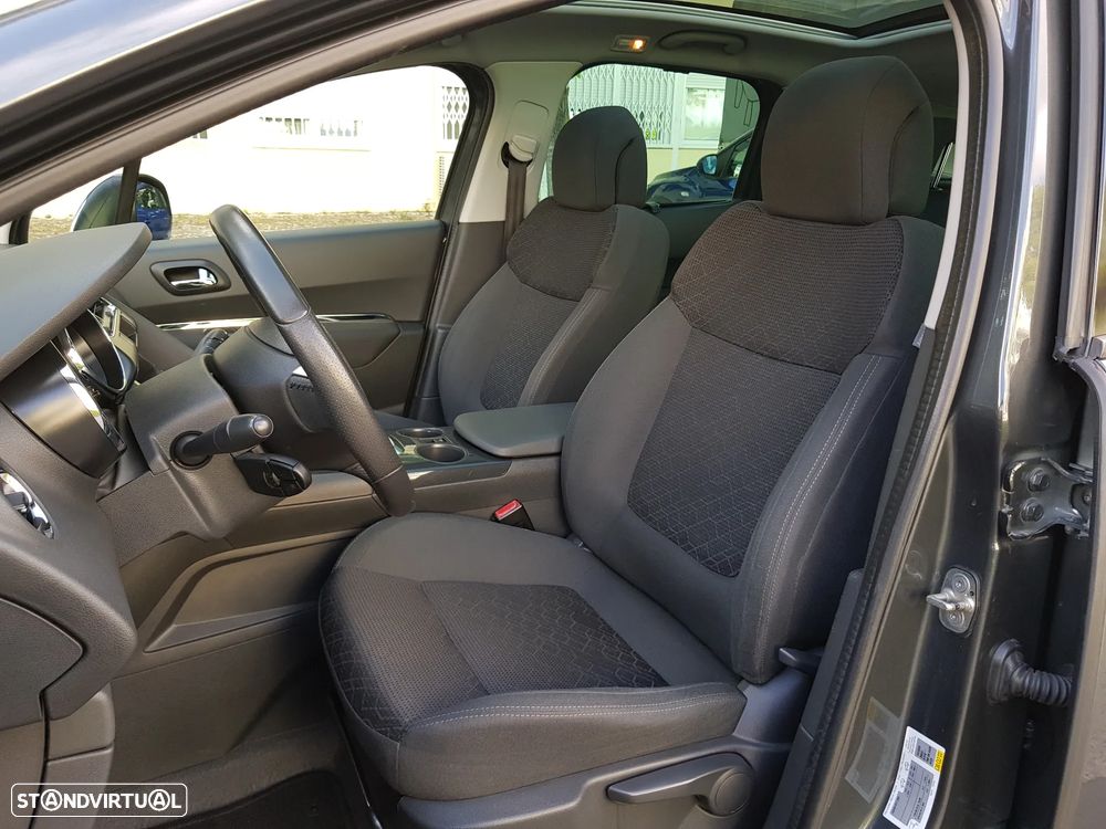 Peugeot 3008 1.6 BlueHDi Style - 29