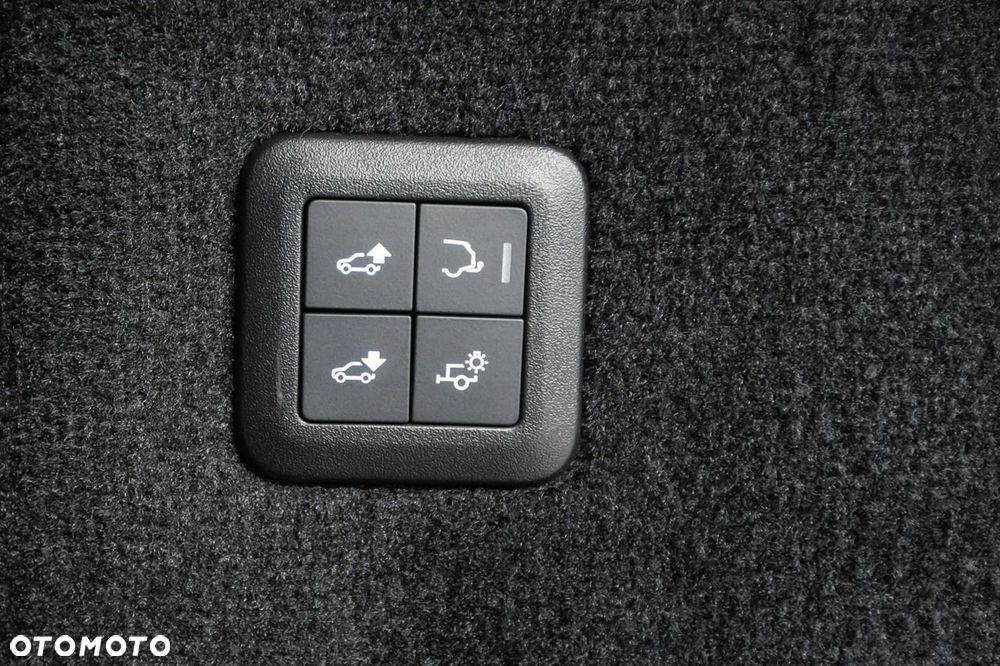 Land Rover Range Rover Sport - 27