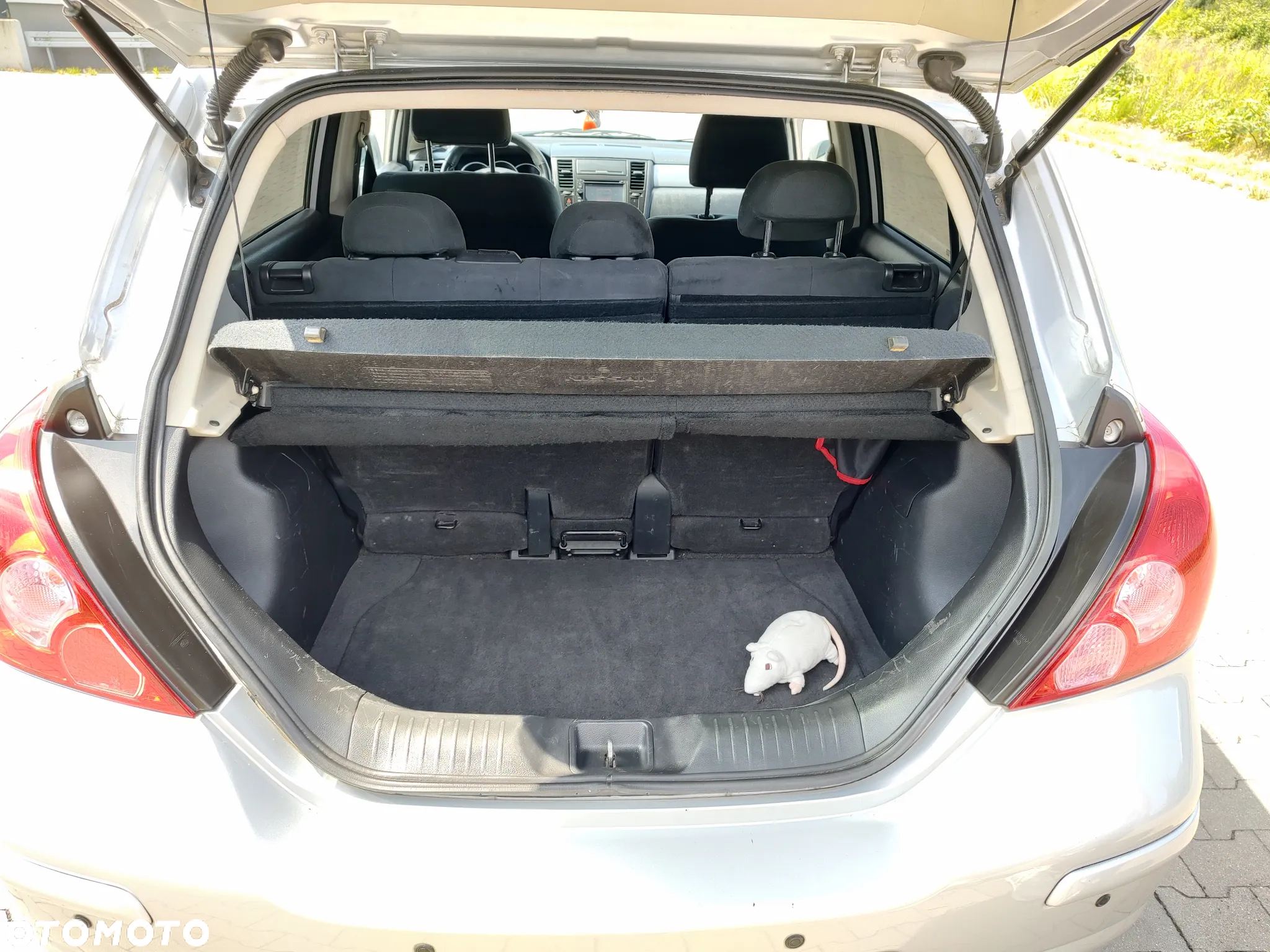 Nissan Tiida 1.6 Visia - 20