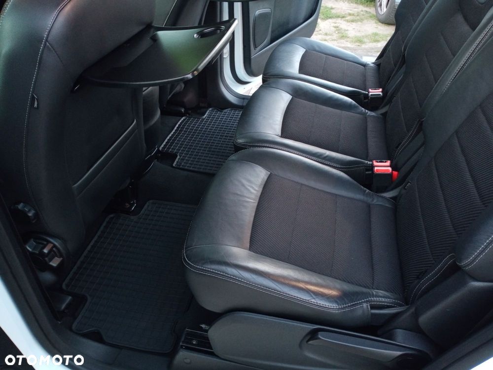 Ford S-Max 2.0 TDCi Titanium - 30