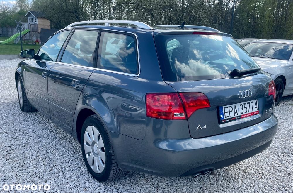 Audi A4 Avant 2.0 TDI - 9