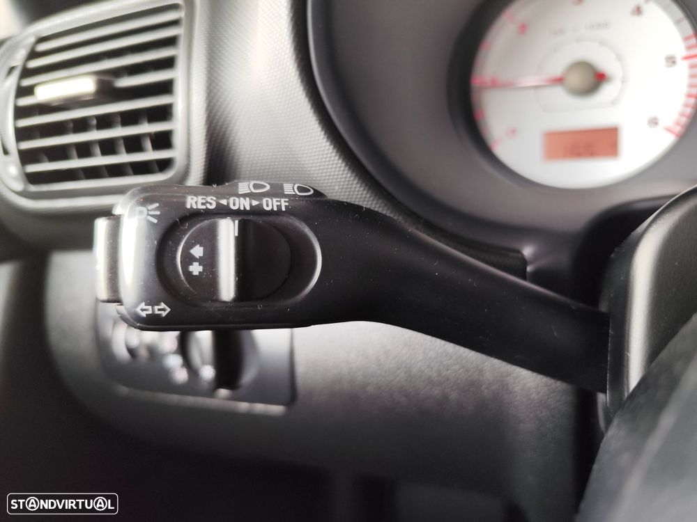 SEAT Leon 1.9 TDI FR - 13