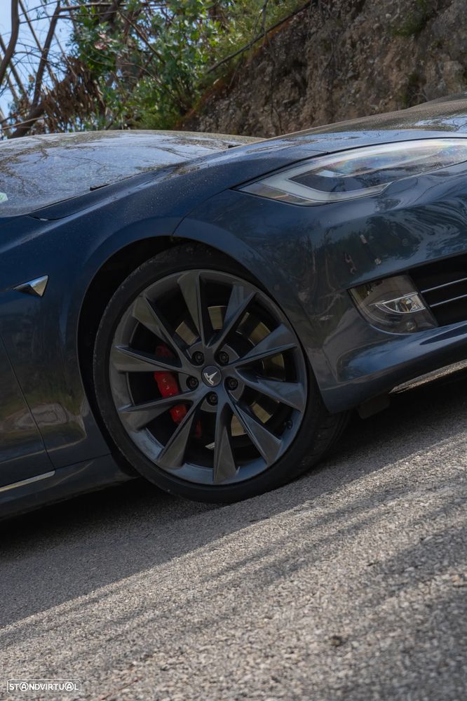 Tesla Model S P100D - 28