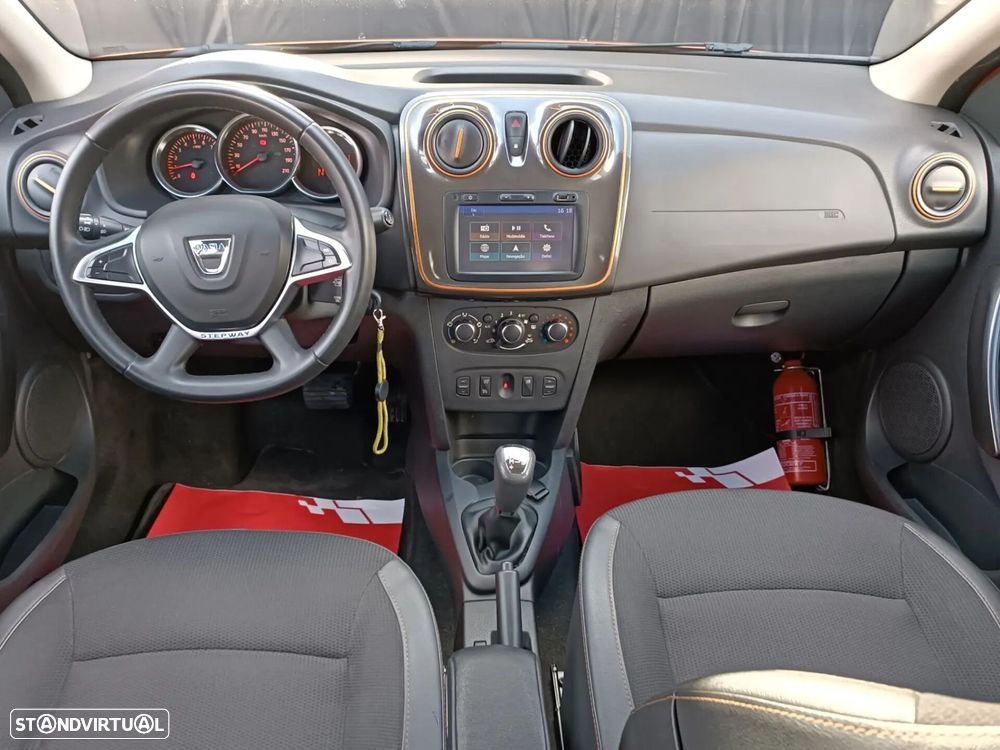 Dacia Sandero Stepway TCe 90 Easy-R S&S Celebration - 6