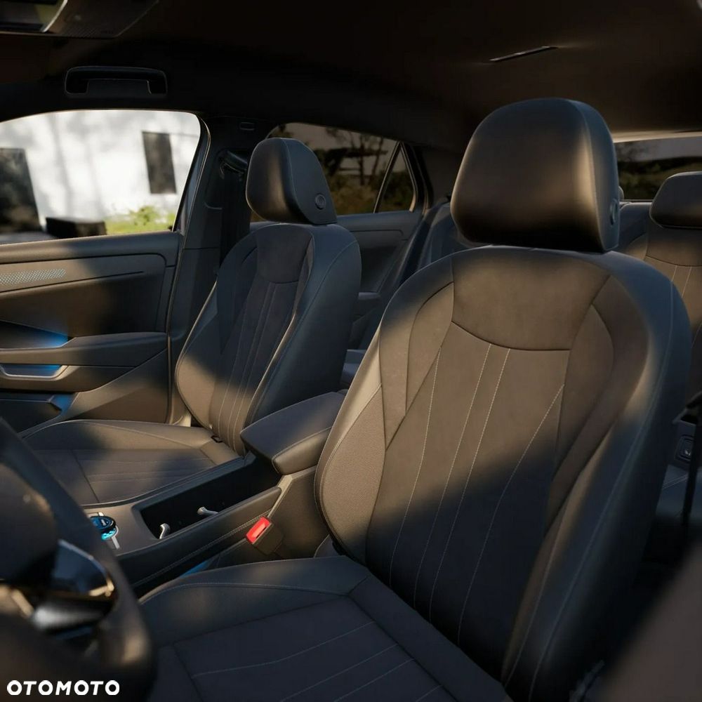 Volkswagen T-Roc - 13