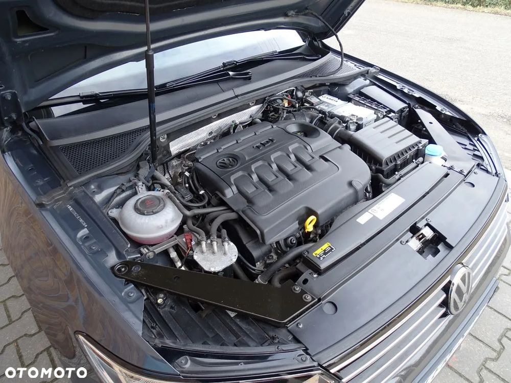 Volkswagen Passat 2.0 TDI BMT Comfortline - 39