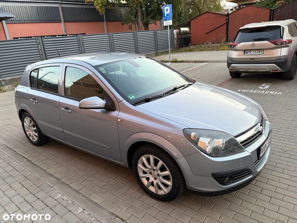 Opel Astra - 16