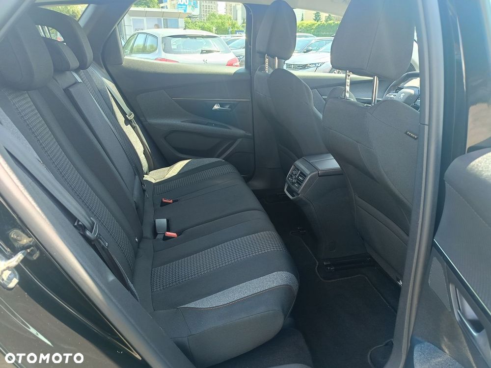 Peugeot 3008 1.5 BlueHDi Active Pack S&S EAT8 - 8