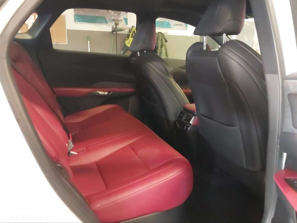 Lexus RX - 13