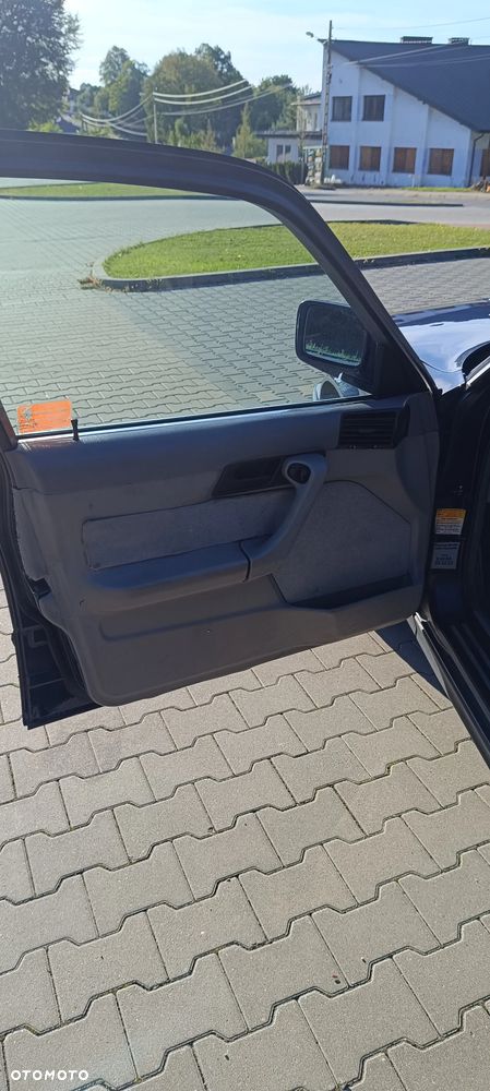 BMW Seria 5 525i - 14