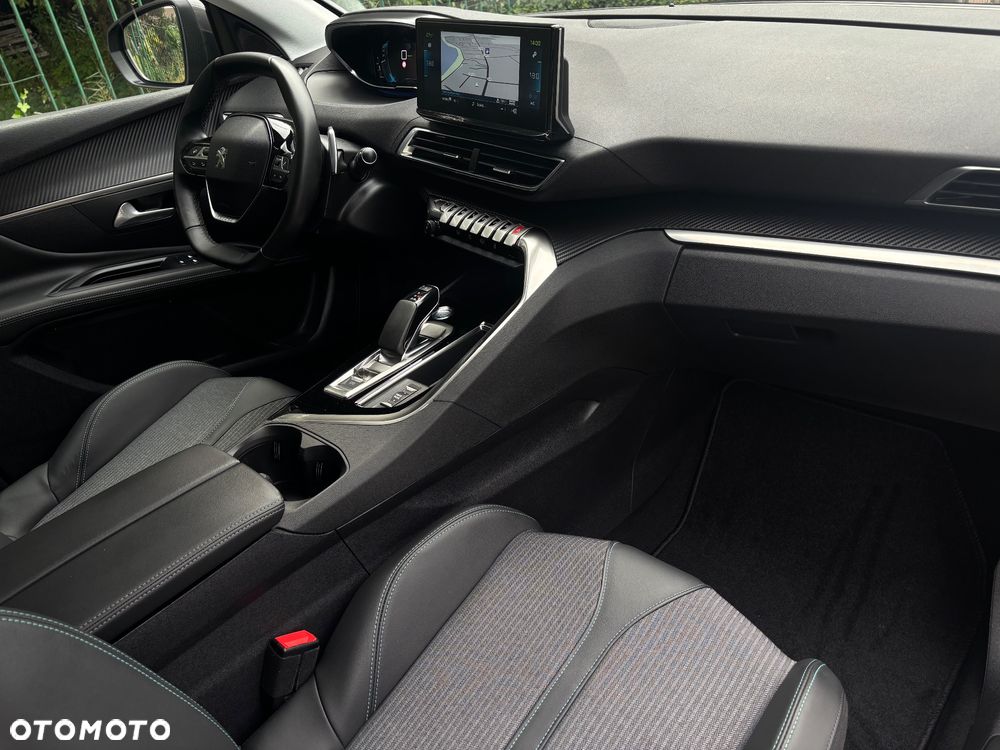Peugeot 3008 1.6 PureTech Hybrid PHEV Allure Pack S&S EAT8 - 6