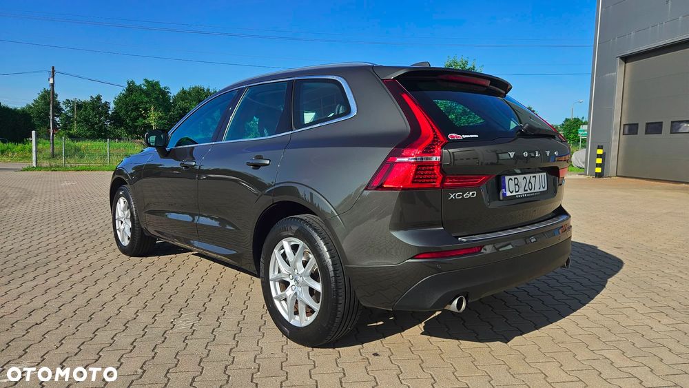 Volvo XC 60 T5 GPF AWD Momentum - 5
