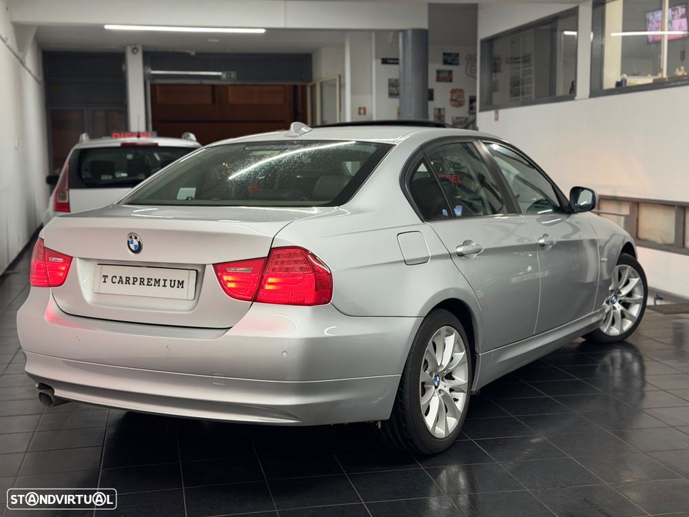 BMW 320 d Navi. Sport Auto - 8