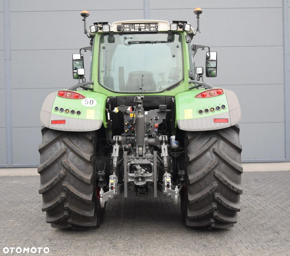 Fendt 724 Vario - 10