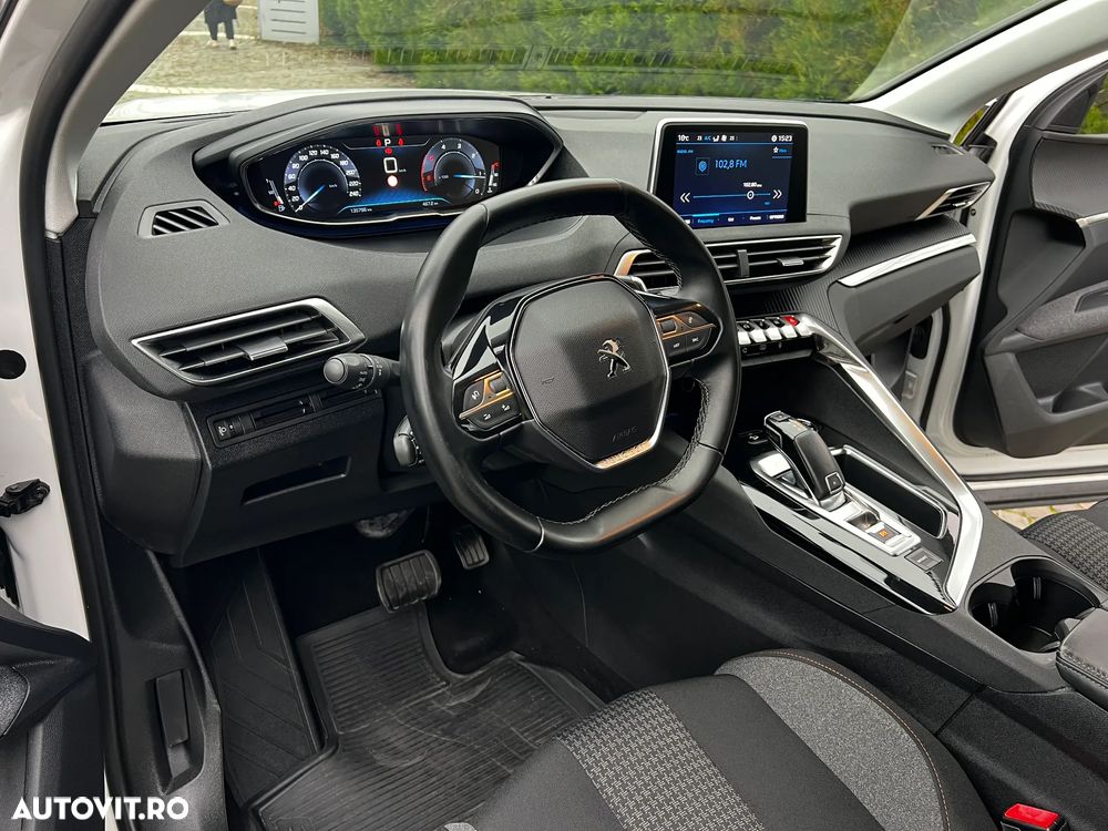 Peugeot 3008 1.6 BlueHDI S&S EAT6 Allure - 10