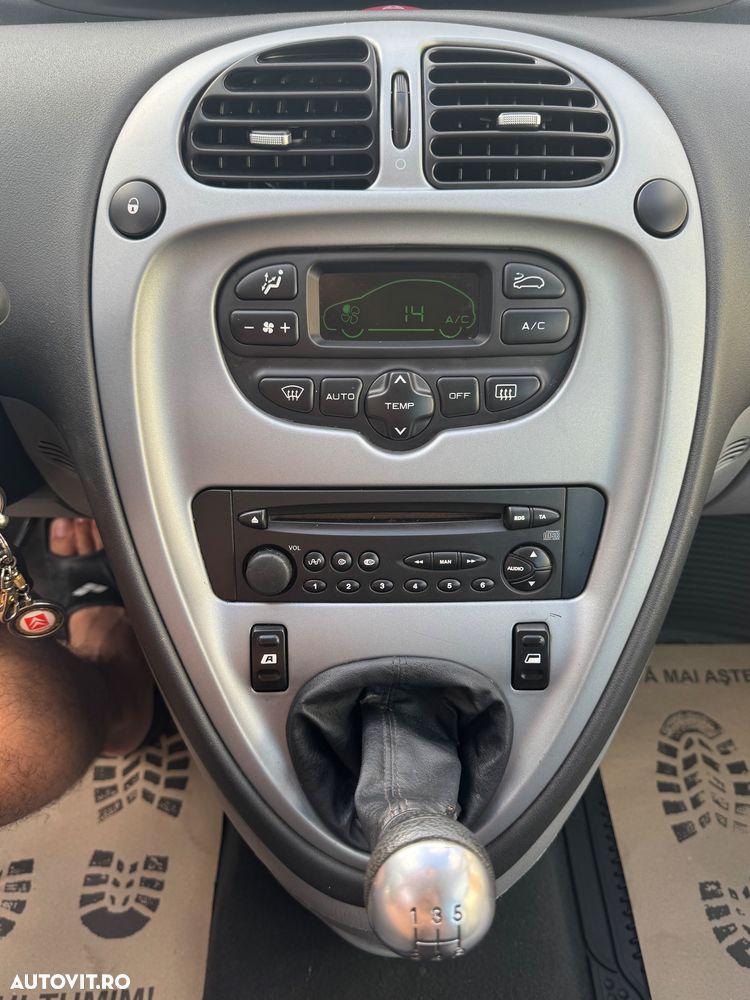 Citroën Xsara Picasso 1.6 HDi Confort - 16