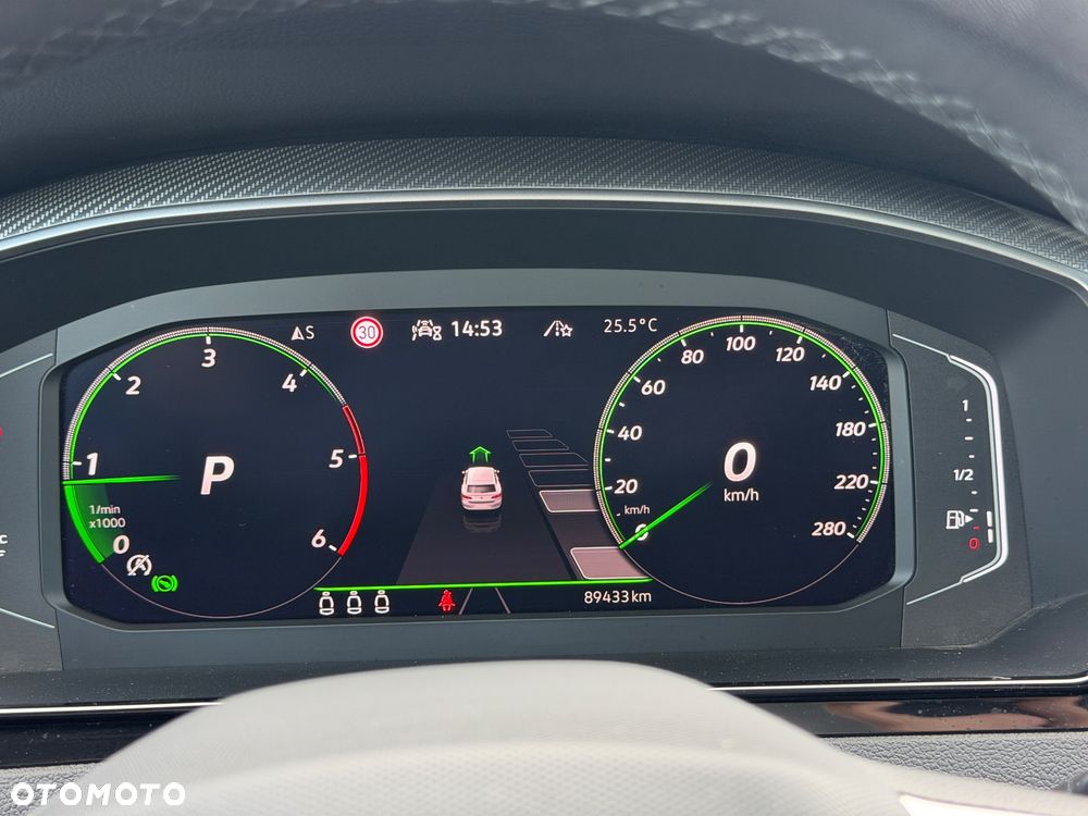 Volkswagen Arteon 2.0 TDI SCR 4Motion DSG R-Line - 24