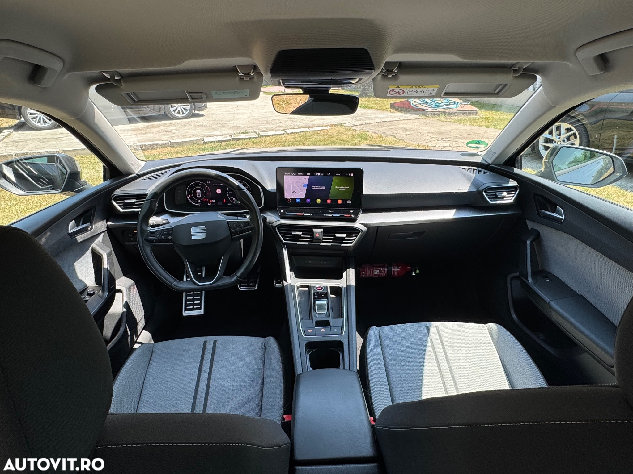 Seat Leon Sportstourer 2.0 TDI DSG Style - 16