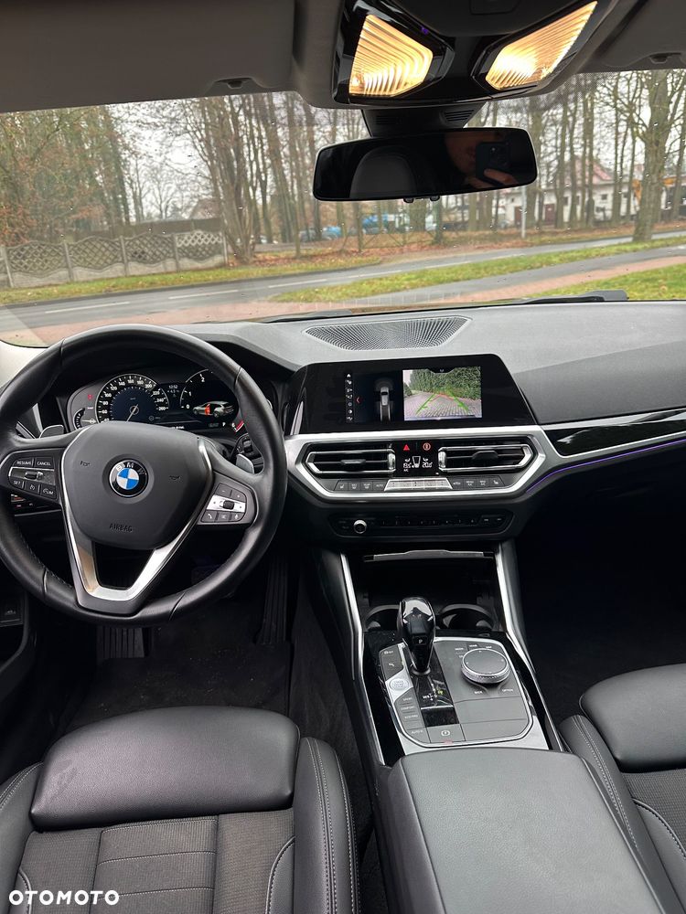 BMW Seria 3 320d Sport Line Shadow sport - 17
