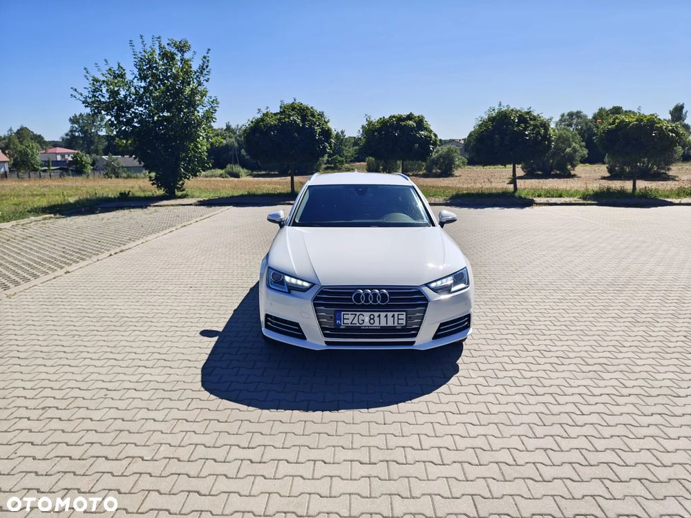 Audi A4 Avant 2.0 TDI S tronic - 12