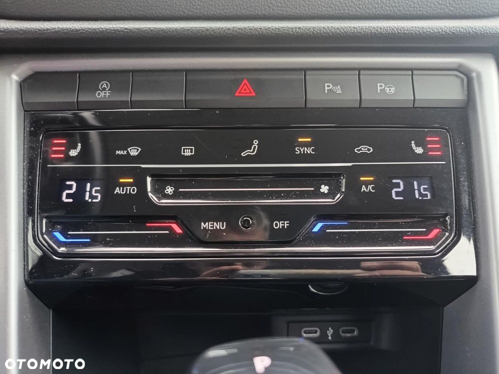 Volkswagen T-Roc 1.5 TSI Life DSG - 25