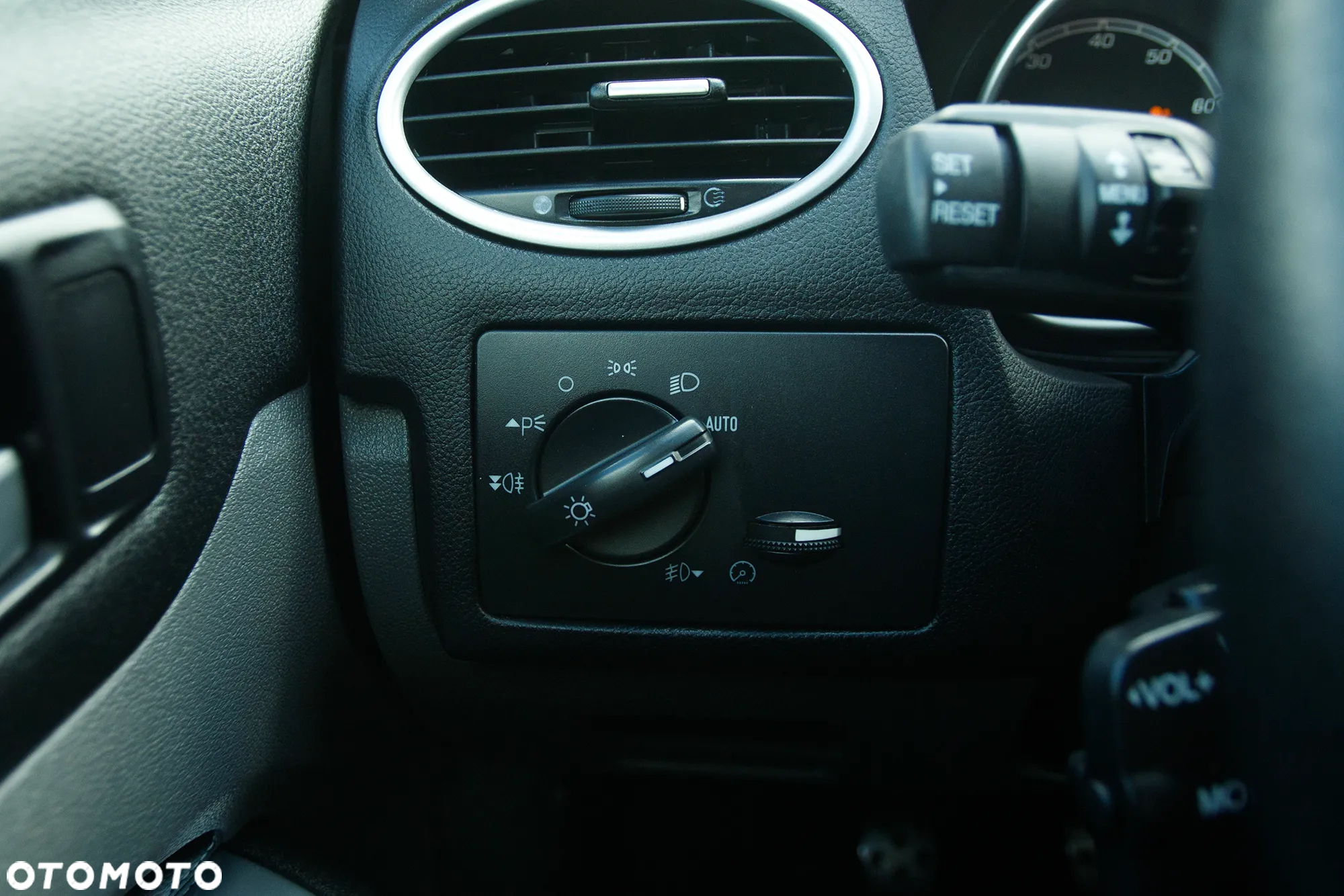 Ford Focus 2.5 ST - 32